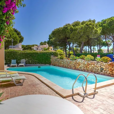 Hébergement de vacances Beautiful In With Private Pool Vilamoura