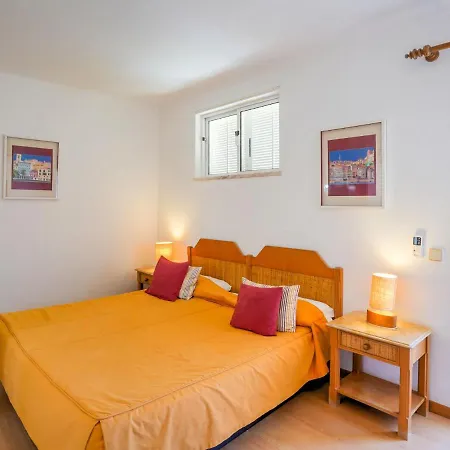 Beautiful In With Private Pool Vilamoura